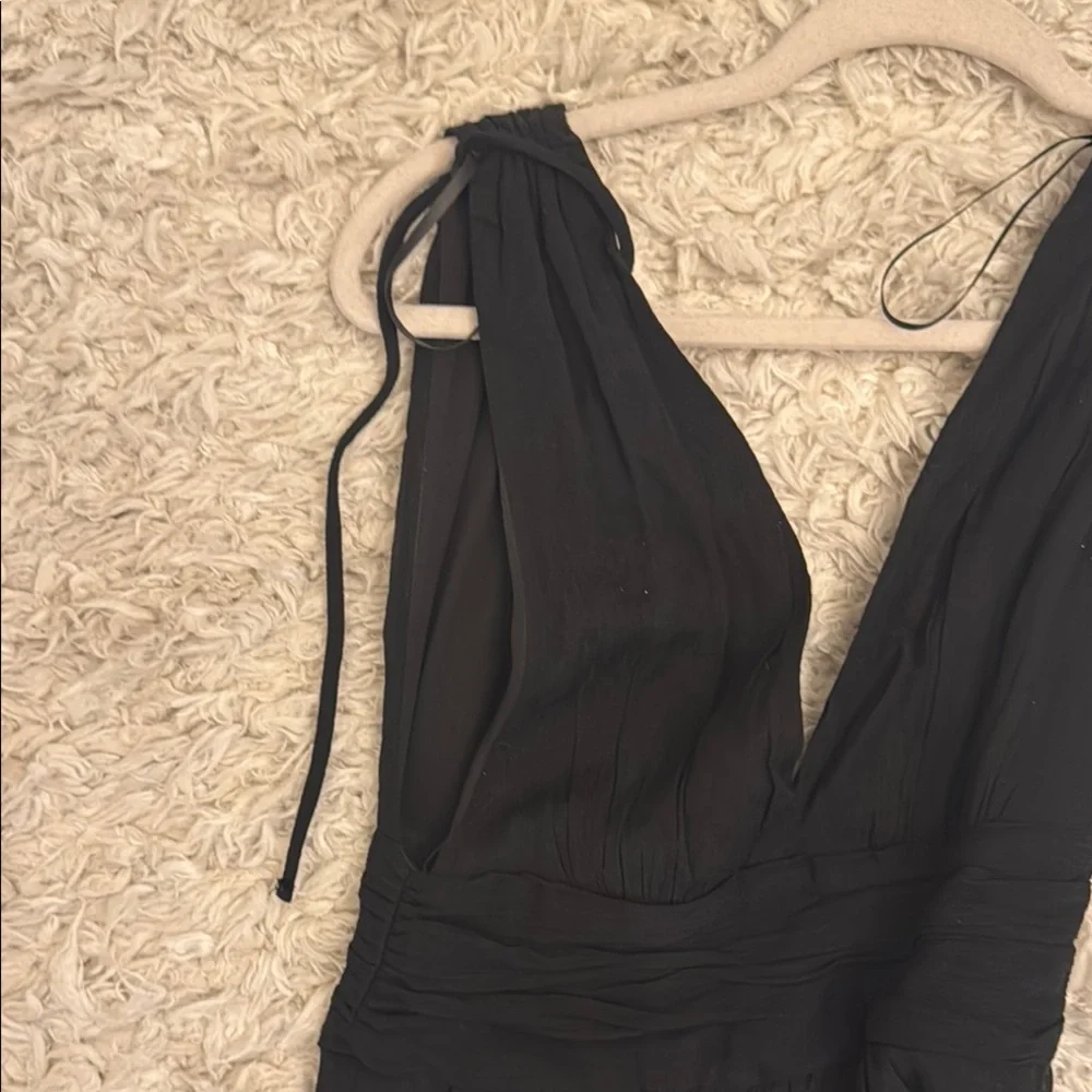 NWOT-Romper Chic Black Sleeveless Romper - Picture 8 of 13